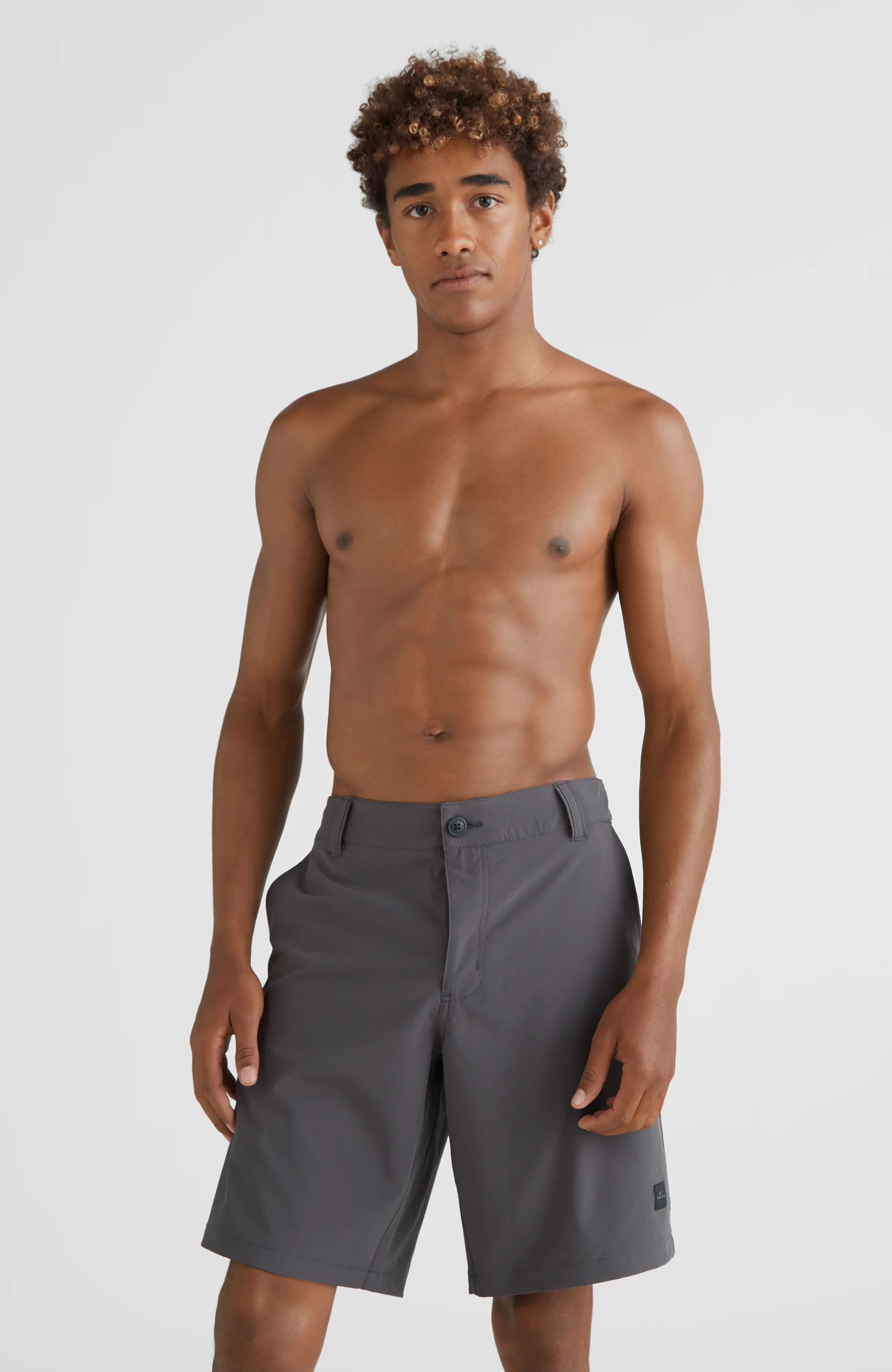 10052-hybrid-chino-shorts-asphalt-1.webp Hybrid Chino Shorts | Asphalt