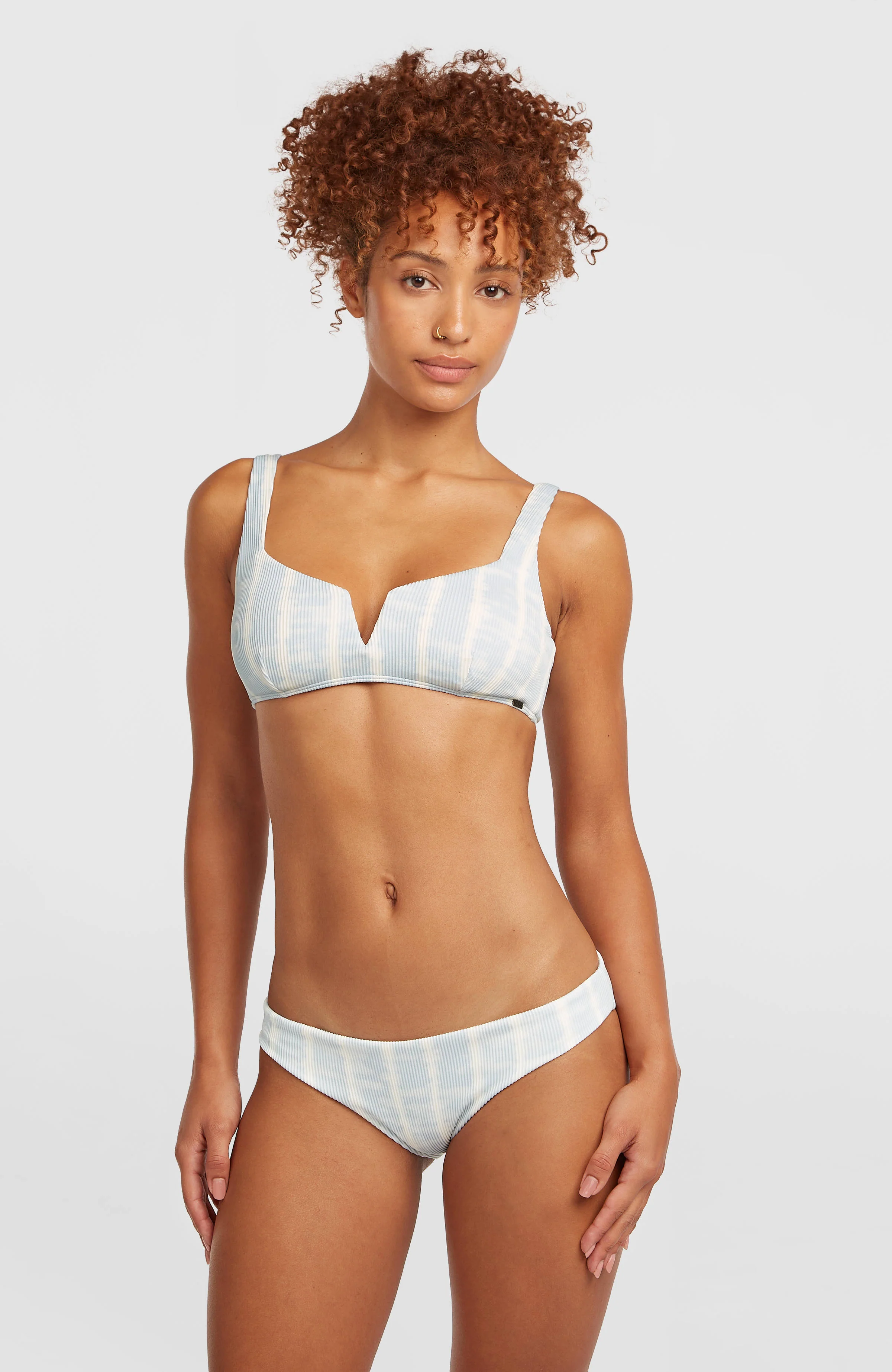 1041-women-of-the-wave-popoyo-matira-bikini-set-blue-tdswim-1.webp Women Of The Wave Popoyo Matira Bikini Set | Blue TDSwim