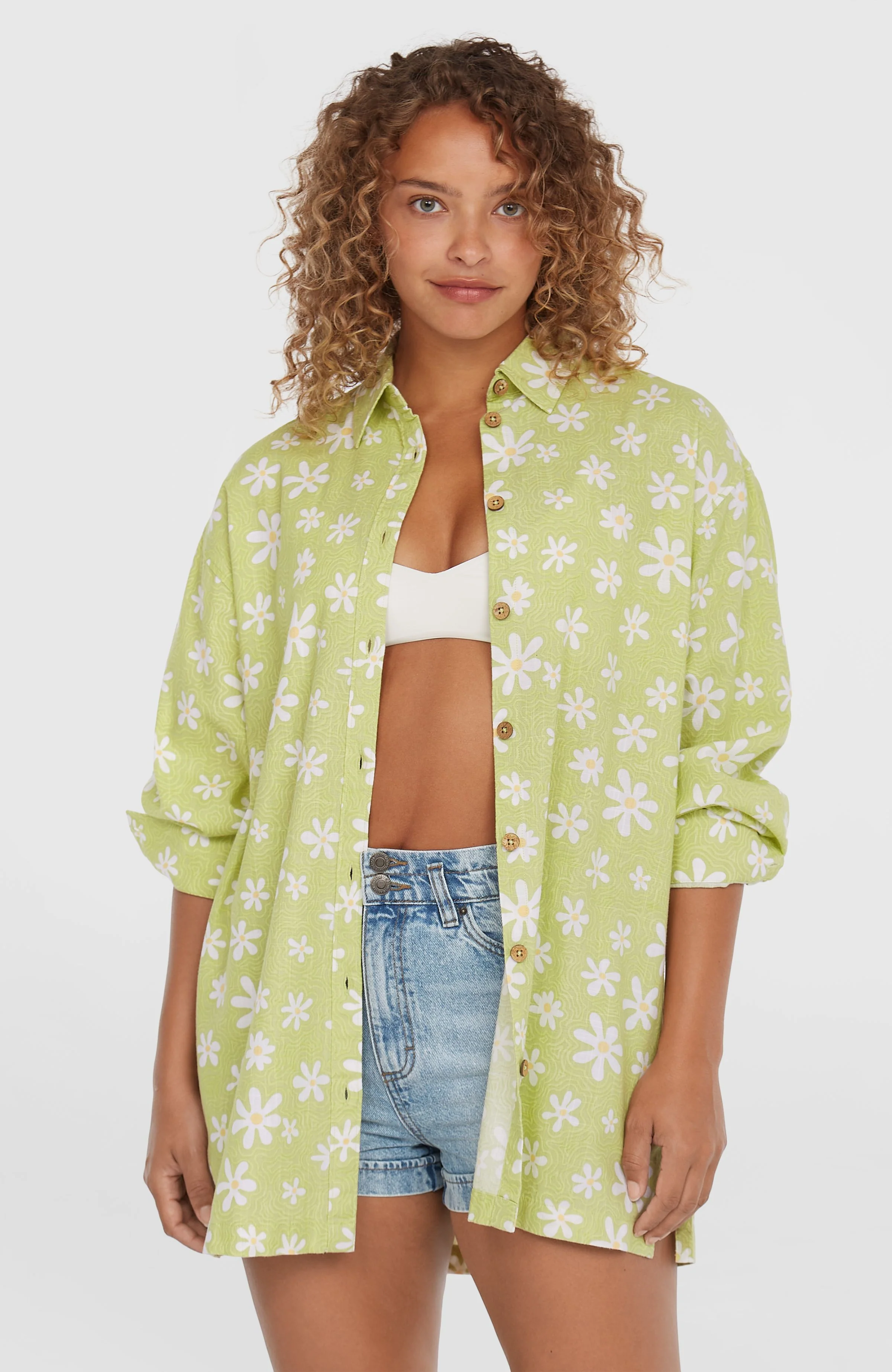 10805-beach-vintage-long-shirt-green-daisyline-1.webp Beach Vintage Long Shirt | Green Daisyline