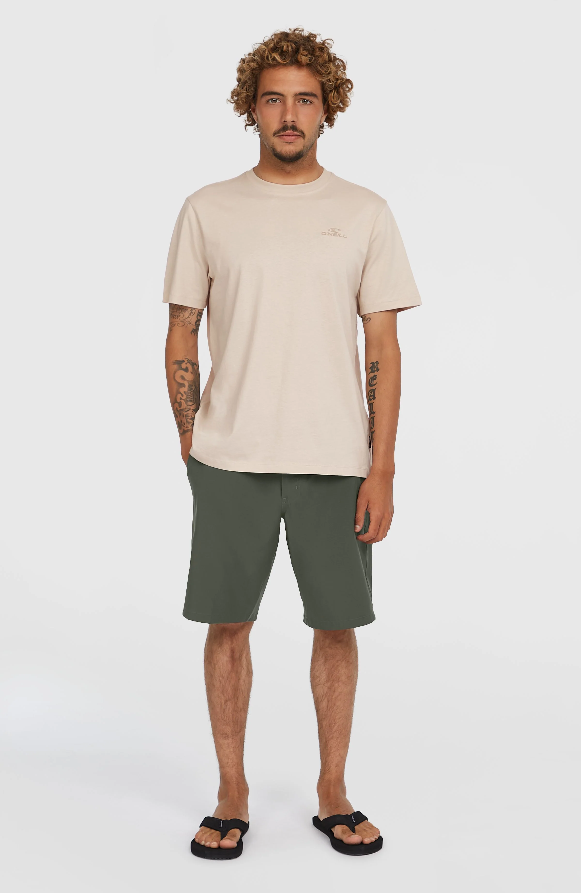 11731-hybrid-chino-19-shorts-raven-1.webp Hybrid Chino 19" Shorts | Raven