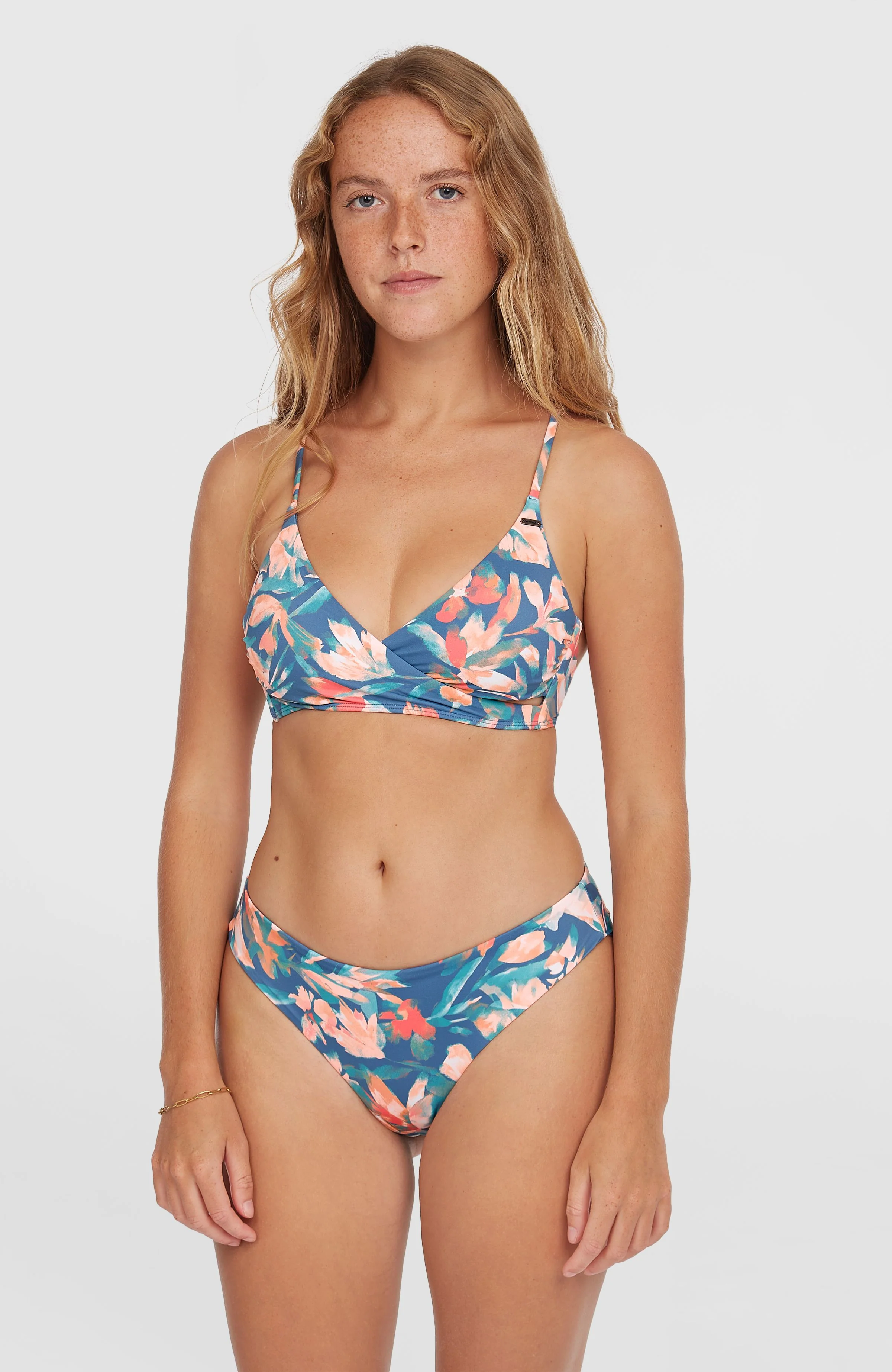 12334-essentials-baay-maoi-bikini-set-blue-painted-tropics-1.webp Essentials Baay Maoi Bikini Set | Blue Painted Tropics