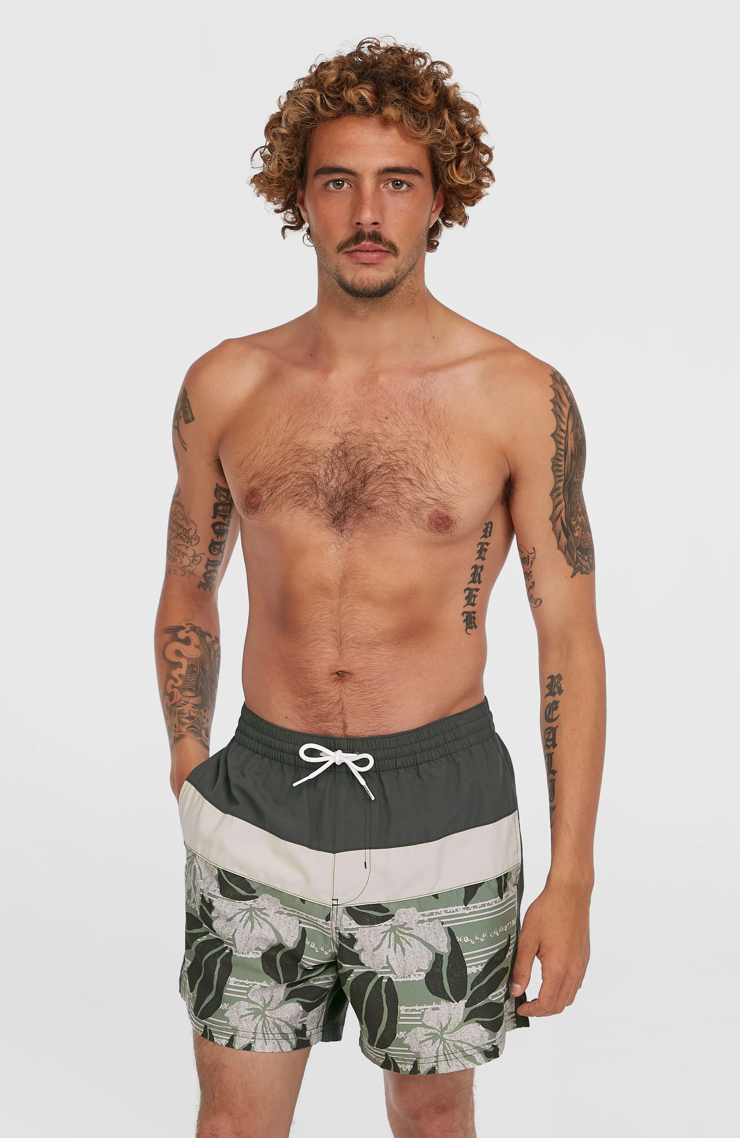 12353-cali-block-15-swim-shorts-green-dusty-flower-1.webp Cali Block 15'' Swim Shorts | Green Dusty Flower