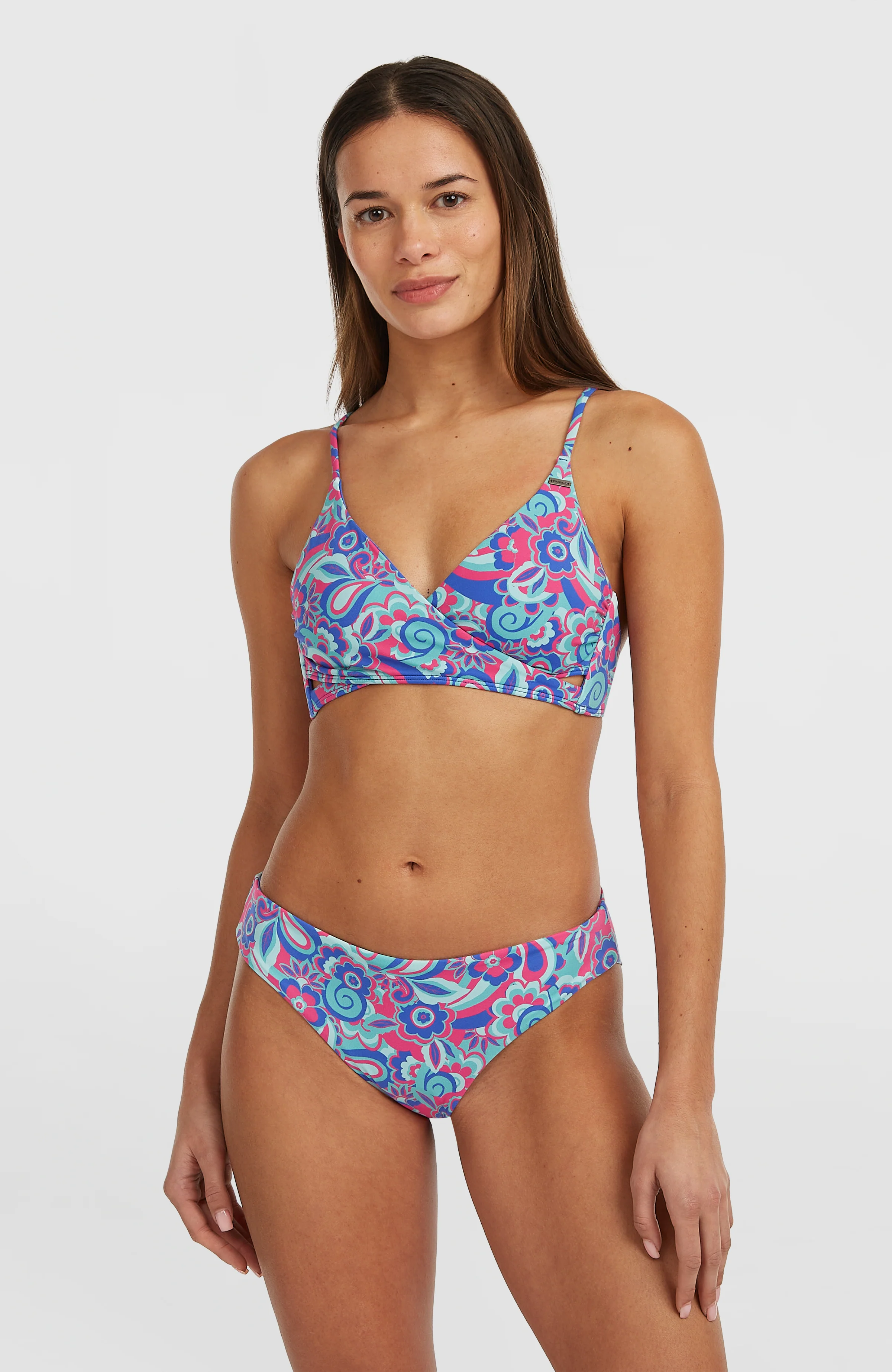 12436-baay-maoi-bikini-set-pink-hot-spell-1.webp Baay Maoi Bikini Set | Pink Hot Spell