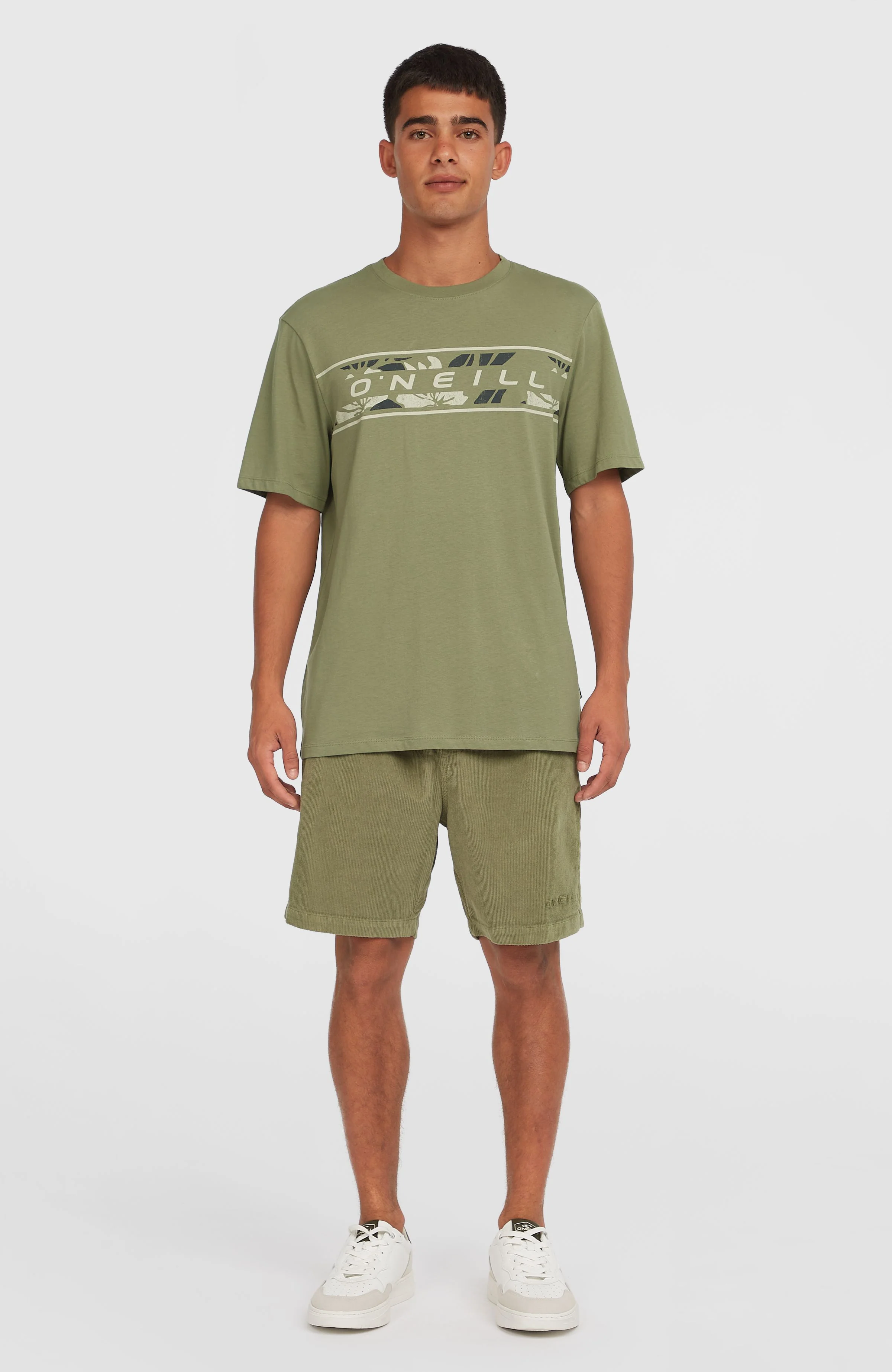 Front Graphic T-Shirt | Avery Fern