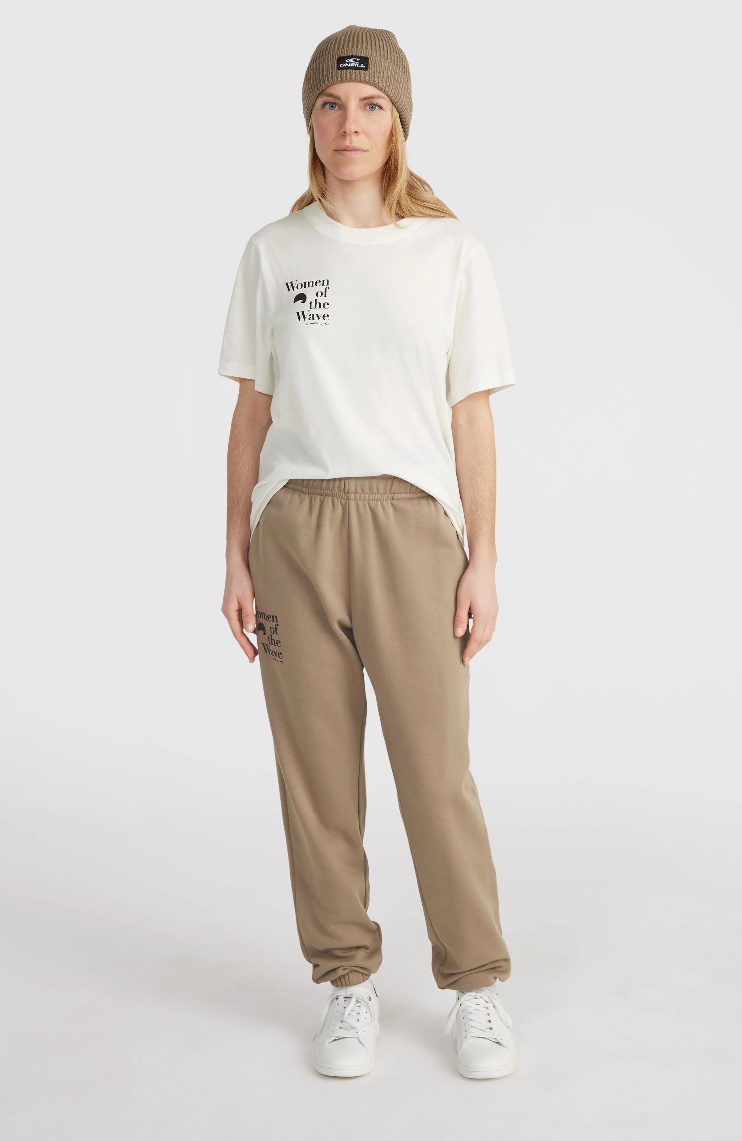 13426-women-of-the-wave-sweatpants-concrete-1.webp Women of the Wave Sweatpants | Concrete