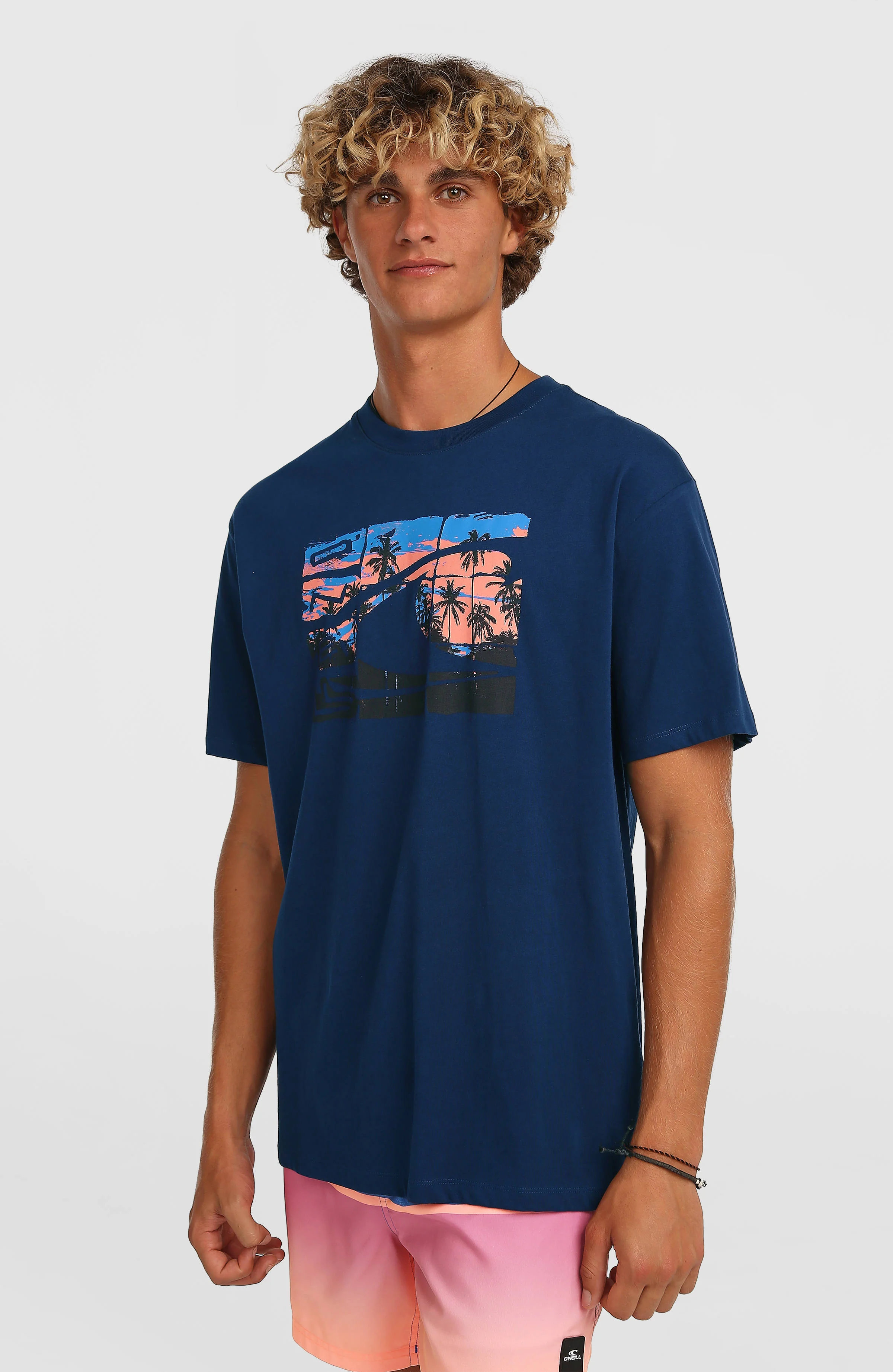 1359-o-neill-gradient-t-shirt-english-evening-1.webp O’Neill Gradient T-Shirt | English Evening