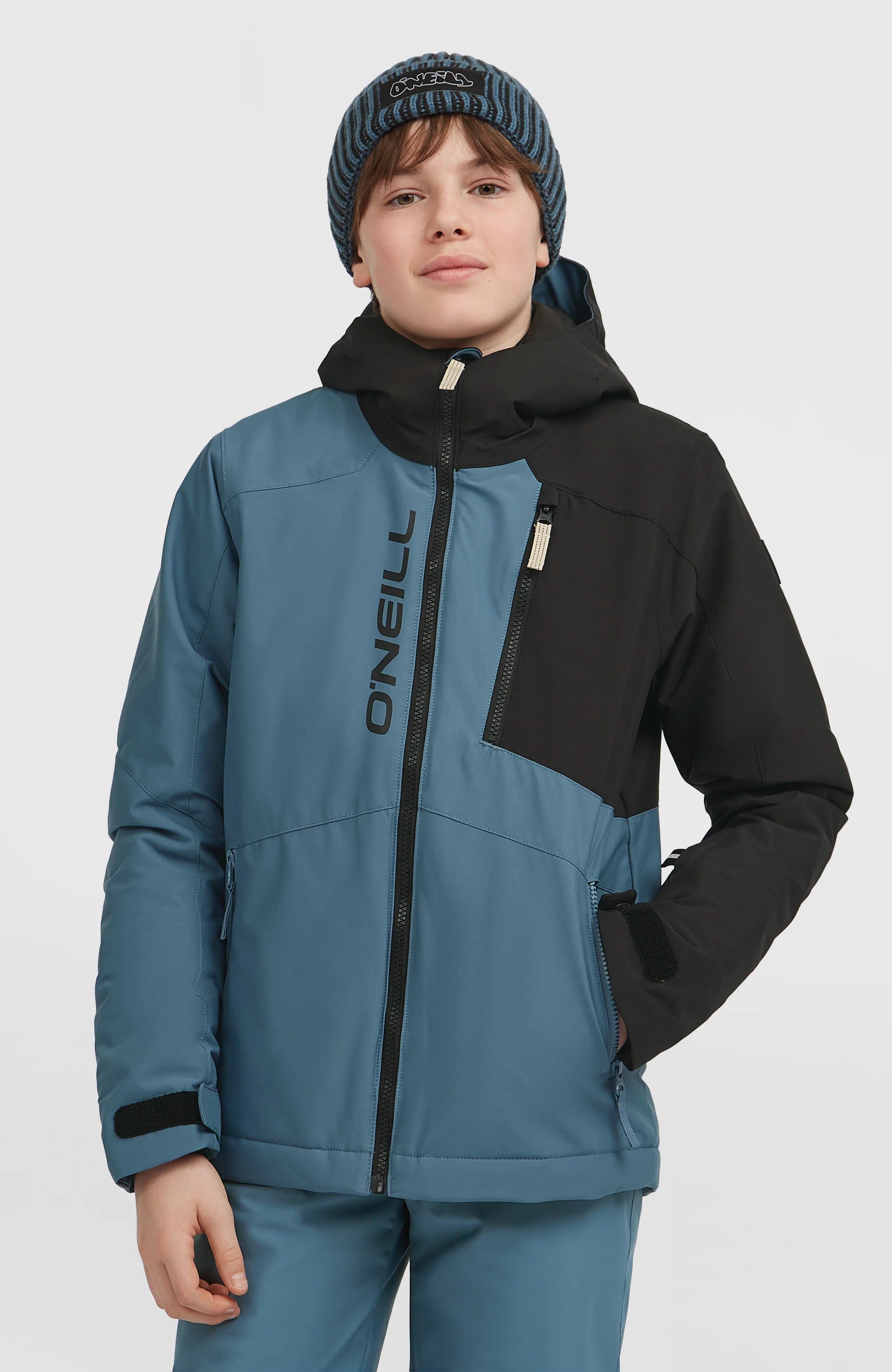 16798-fwc-cruz-block-snow-jacket-black-out-colour-block-1.webp FWC'Cruz Block Snow Jacket | Black Out Colour Block
