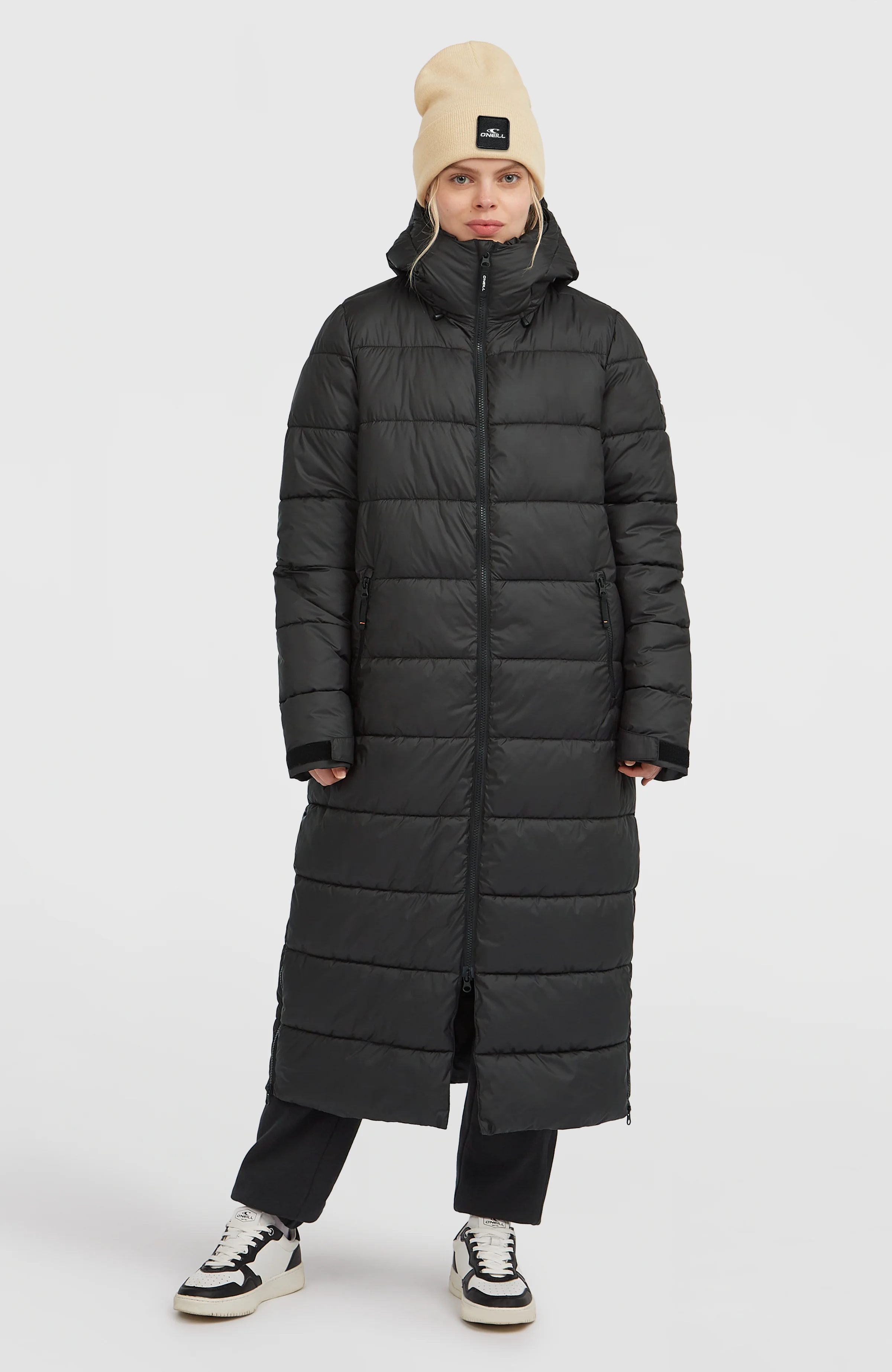 18383-must-have-long-puffer-jacket-black-out-1.webp Must-Have Long Puffer Jacket | Black Out