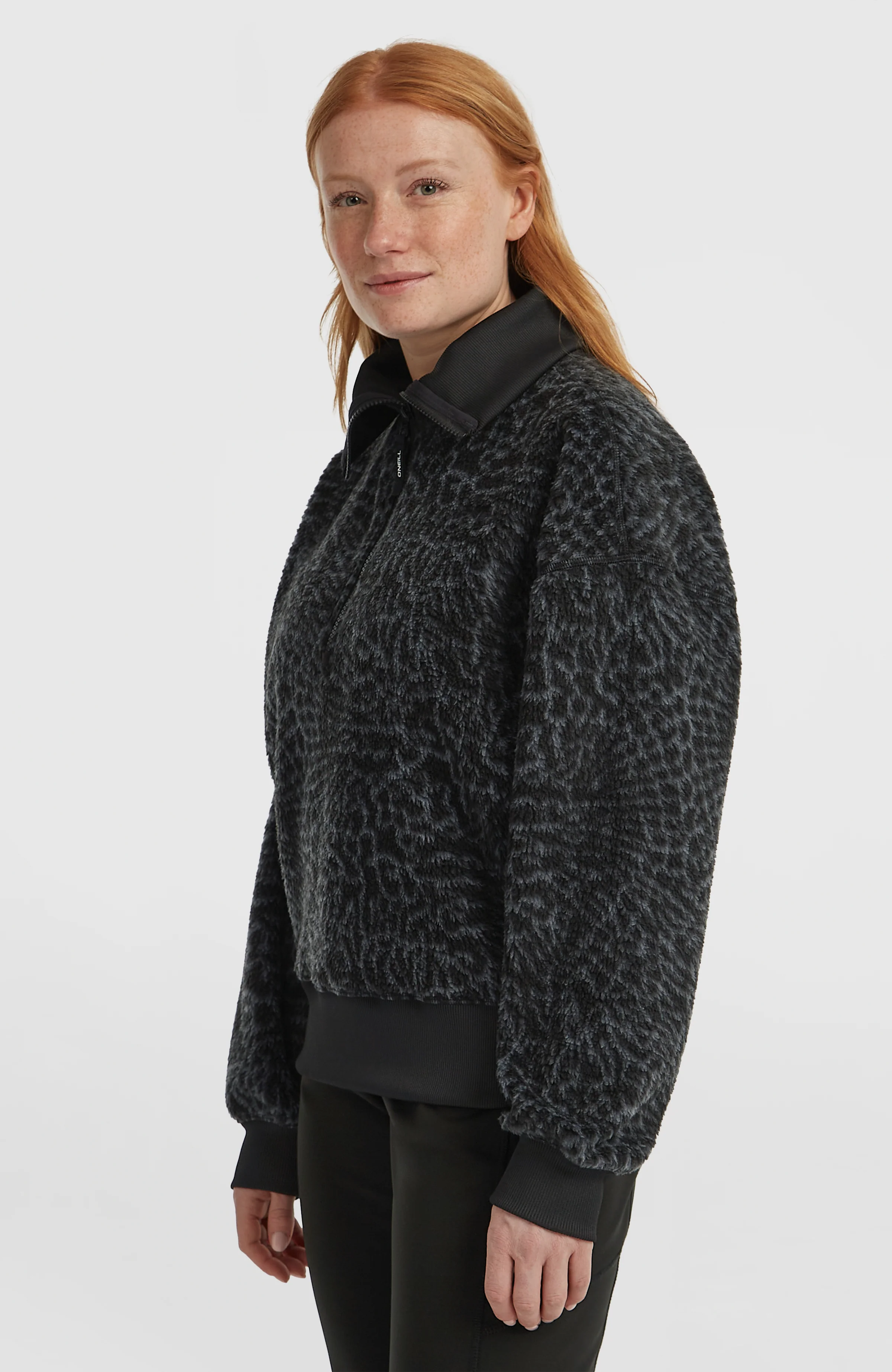 Must-Have Half-Zip Fleece | Black Animalica