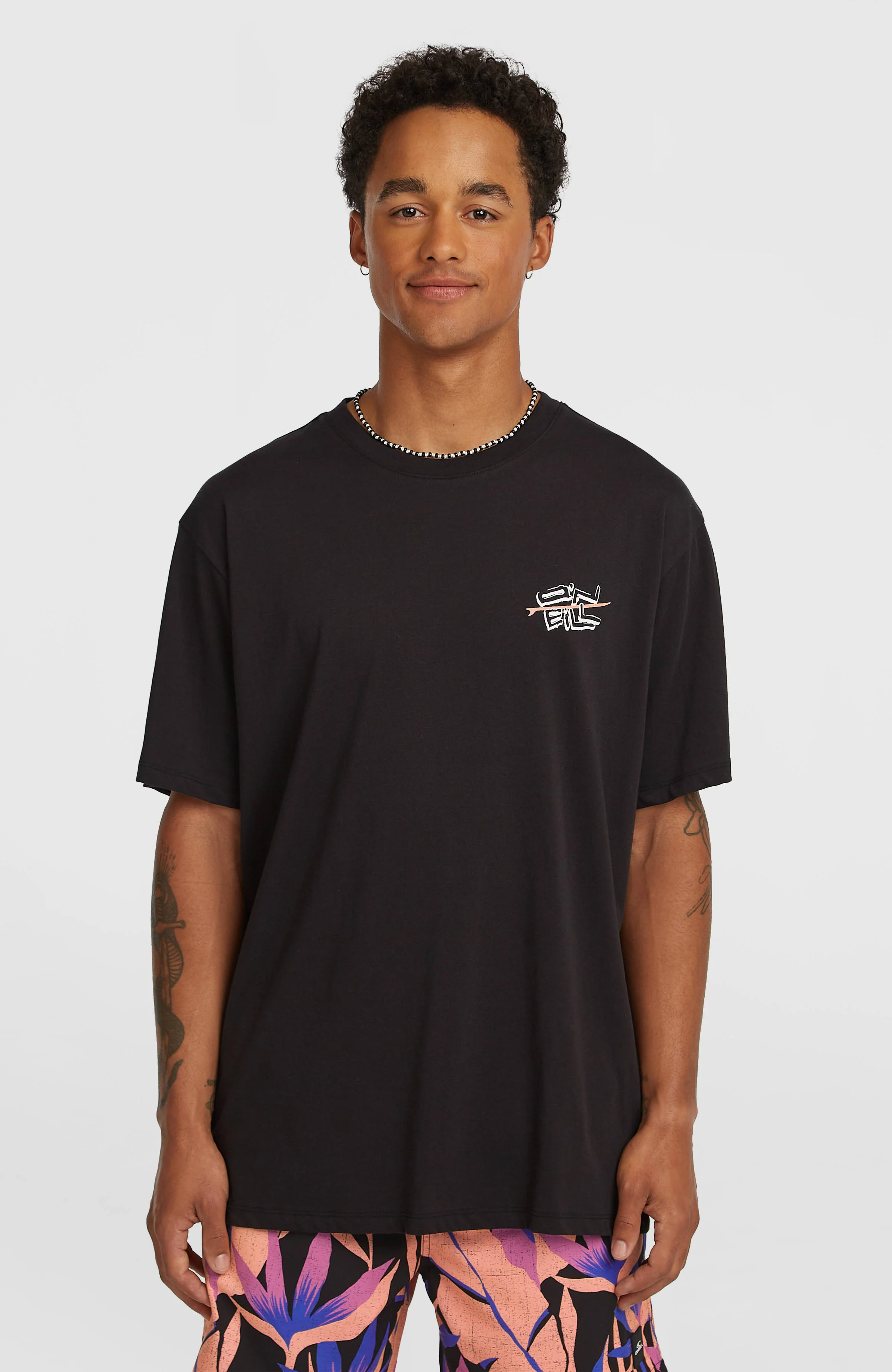 320-o-neill-retro-back-print-t-shirt-black-out-1.webp O’Neill Retro Back Print T-Shirt | Black Out