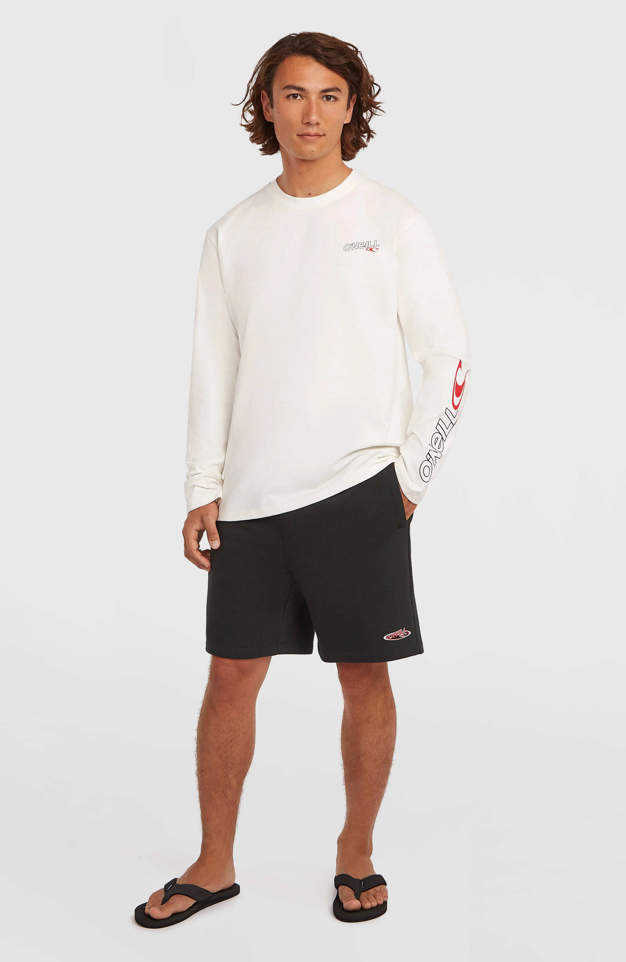 4330-essentials-90s-sweatshorts-black-out-1.webp Essentials 90s Sweatshorts | Black Out
