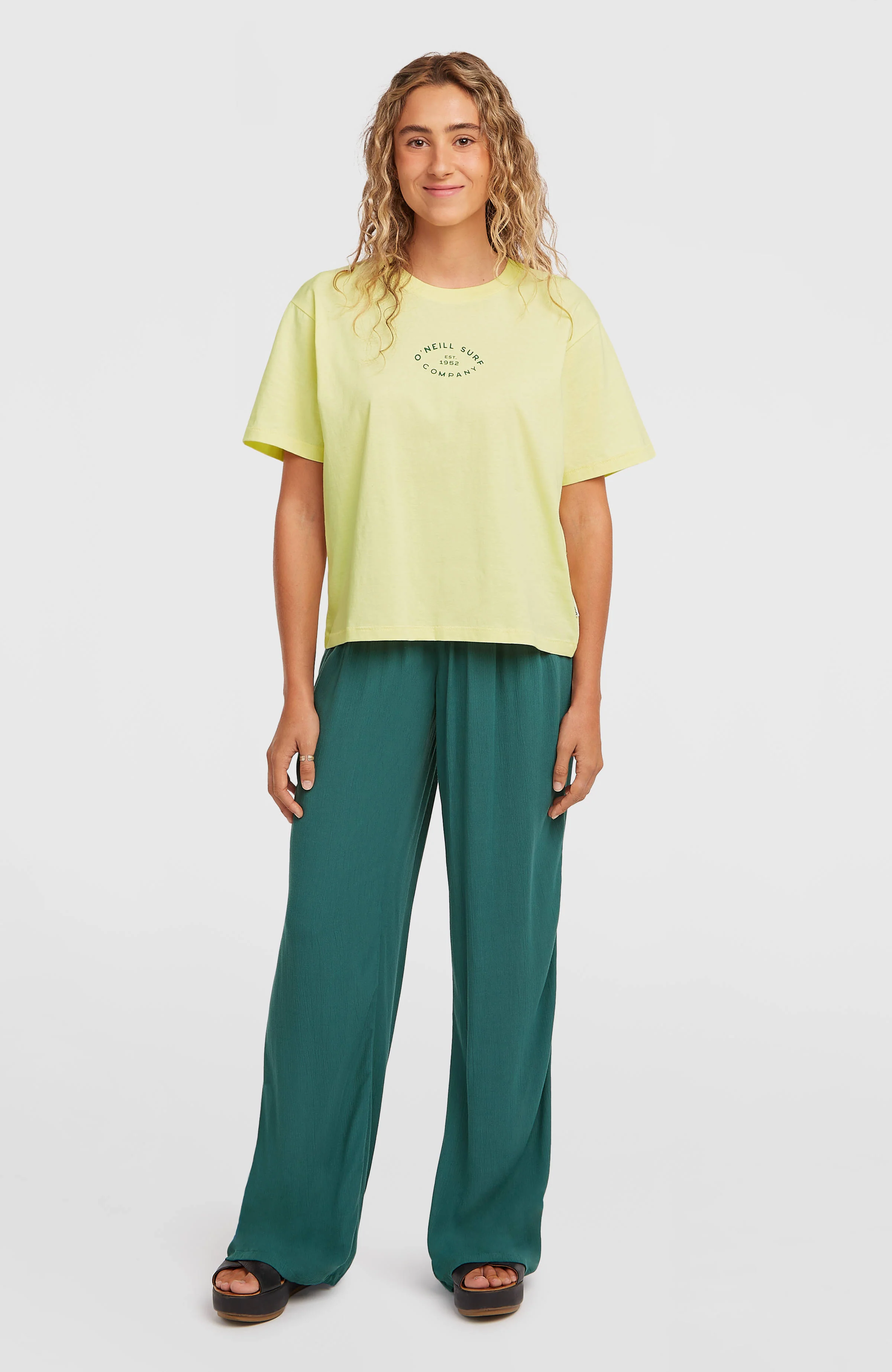 4597-johnny-smocked-waist-pants-botanical-heat-1.webp Johnny Smocked Waist Pants | Botanical Heat