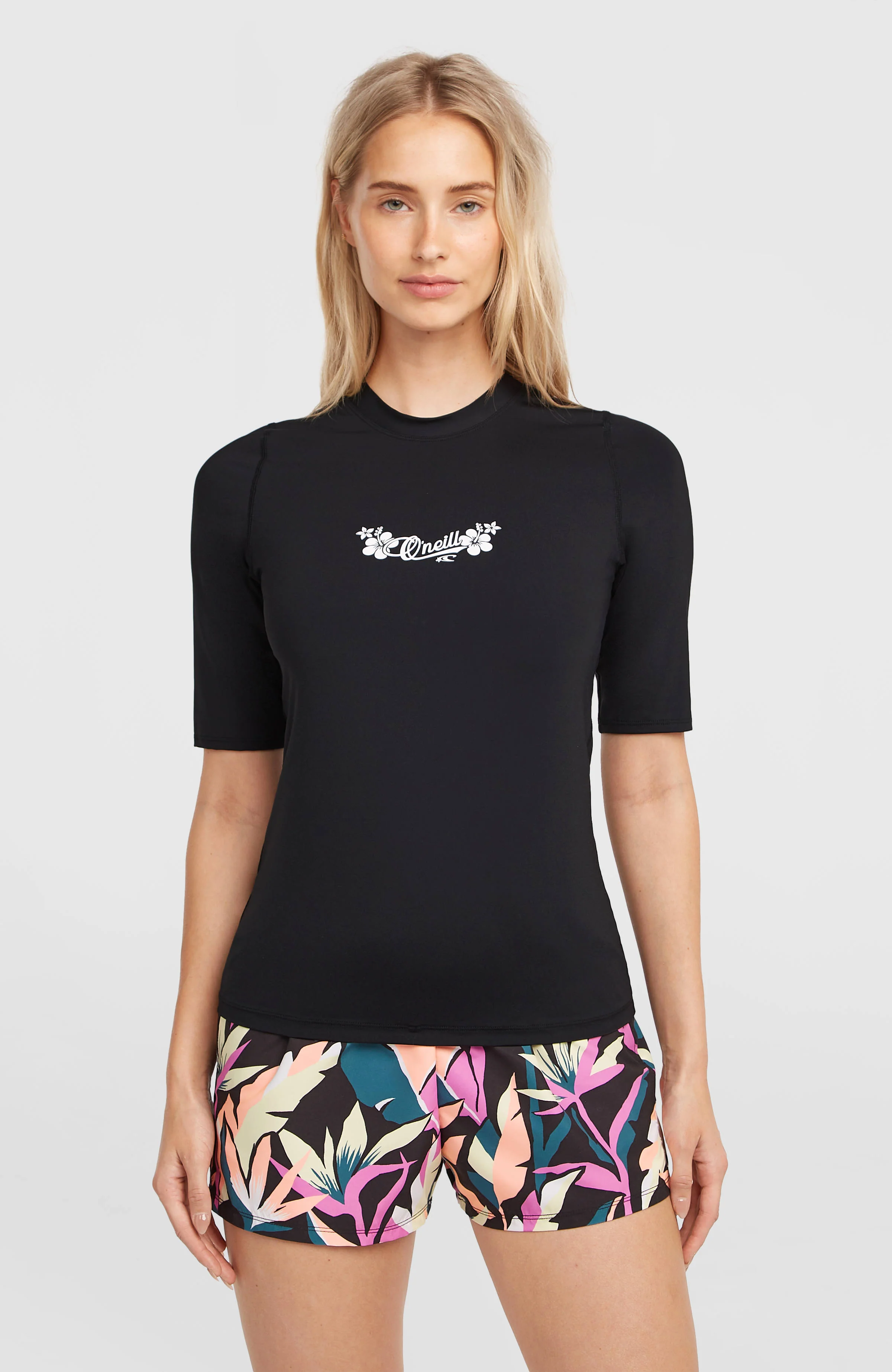 4657-o-neill-short-sleeve-skin-black-out-1.webp O'Neill Short Sleeve Skin | Black Out