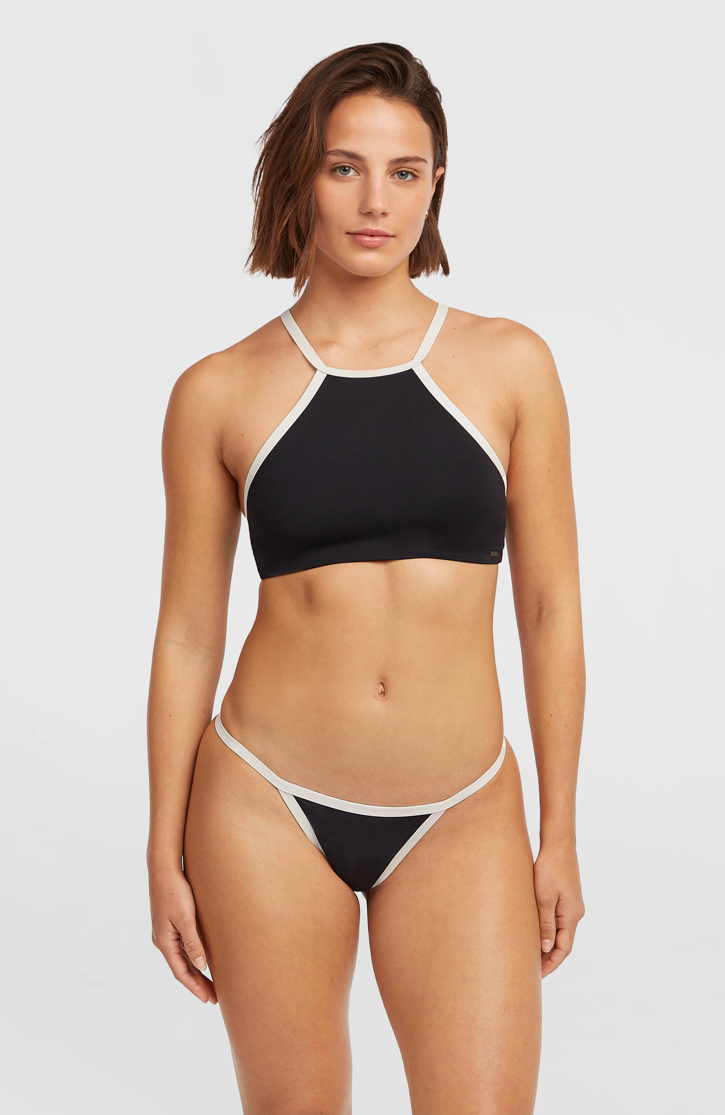 5001-3x-faster-drying-high-neck-bikini-set-black-out-1.webp 3X Faster-Drying High-Neck Bikini Set | Black Out
