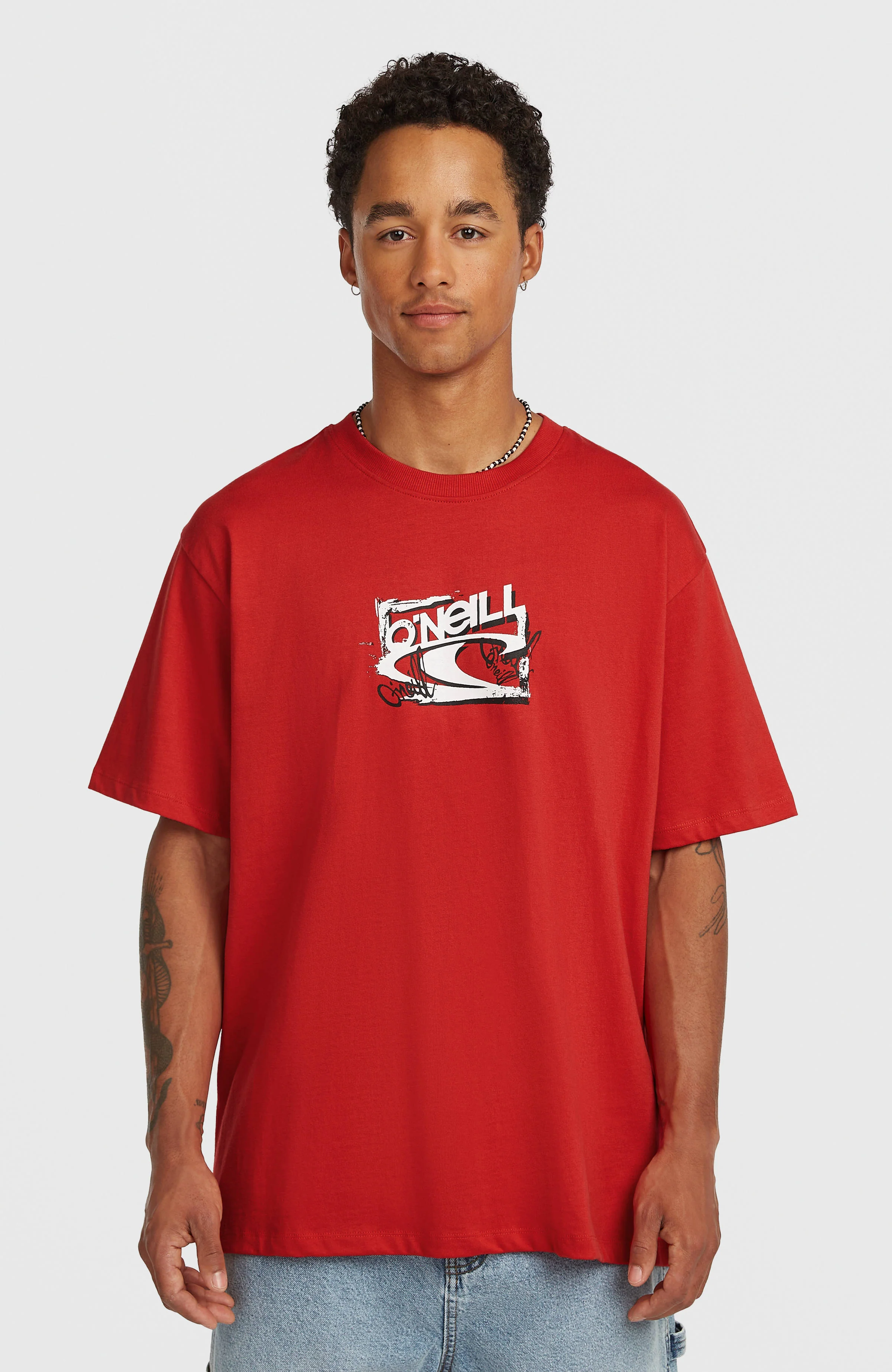 5502-essentials-90s-logo-t-shirt-high-risk-red-1.webp Essentials 90s Logo T-Shirt | High Risk Red
