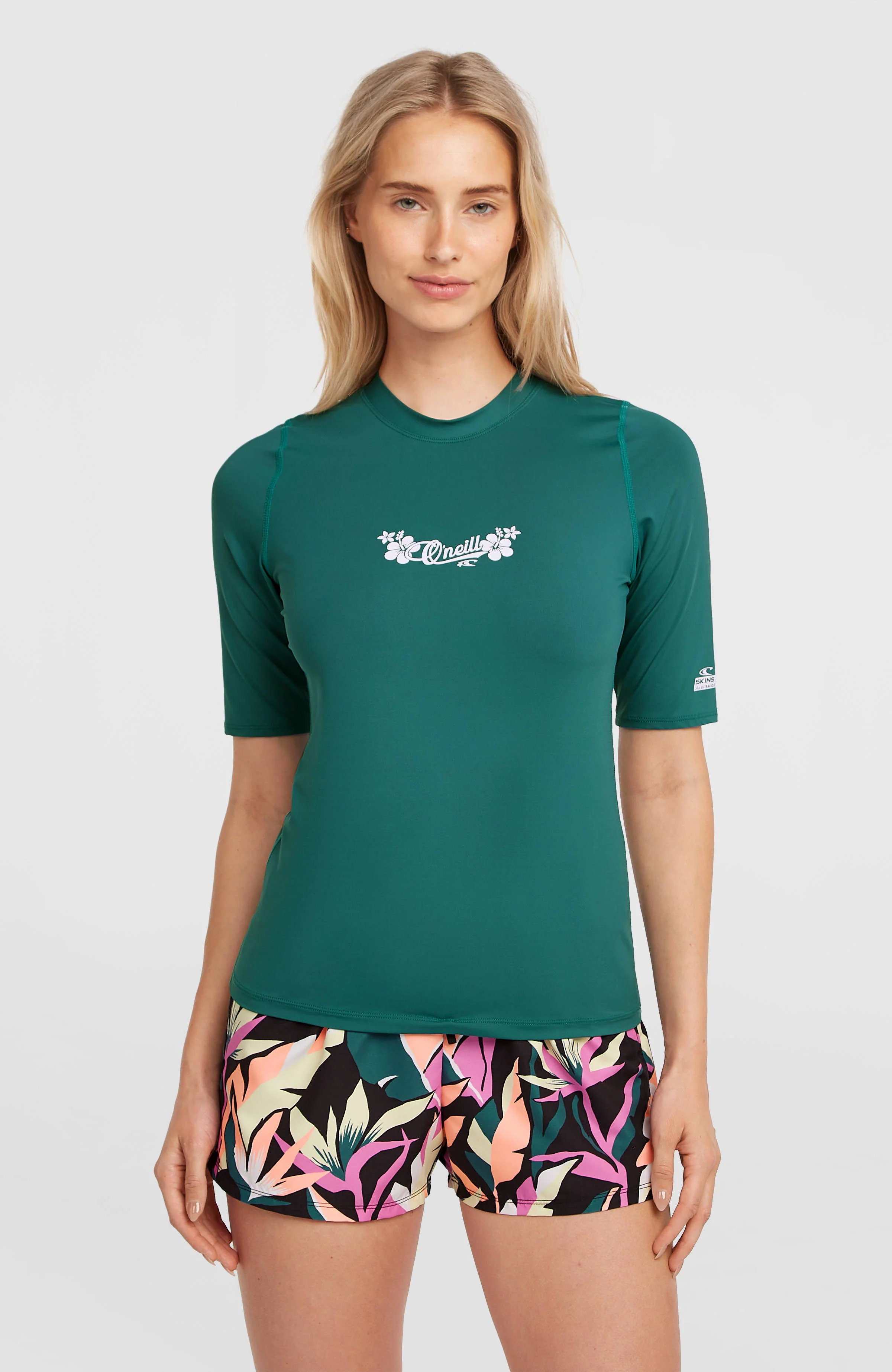 5975-o-neill-short-sleeve-skin-botanical-heat-1.webp O'Neill Short Sleeve Skin | Botanical Heat