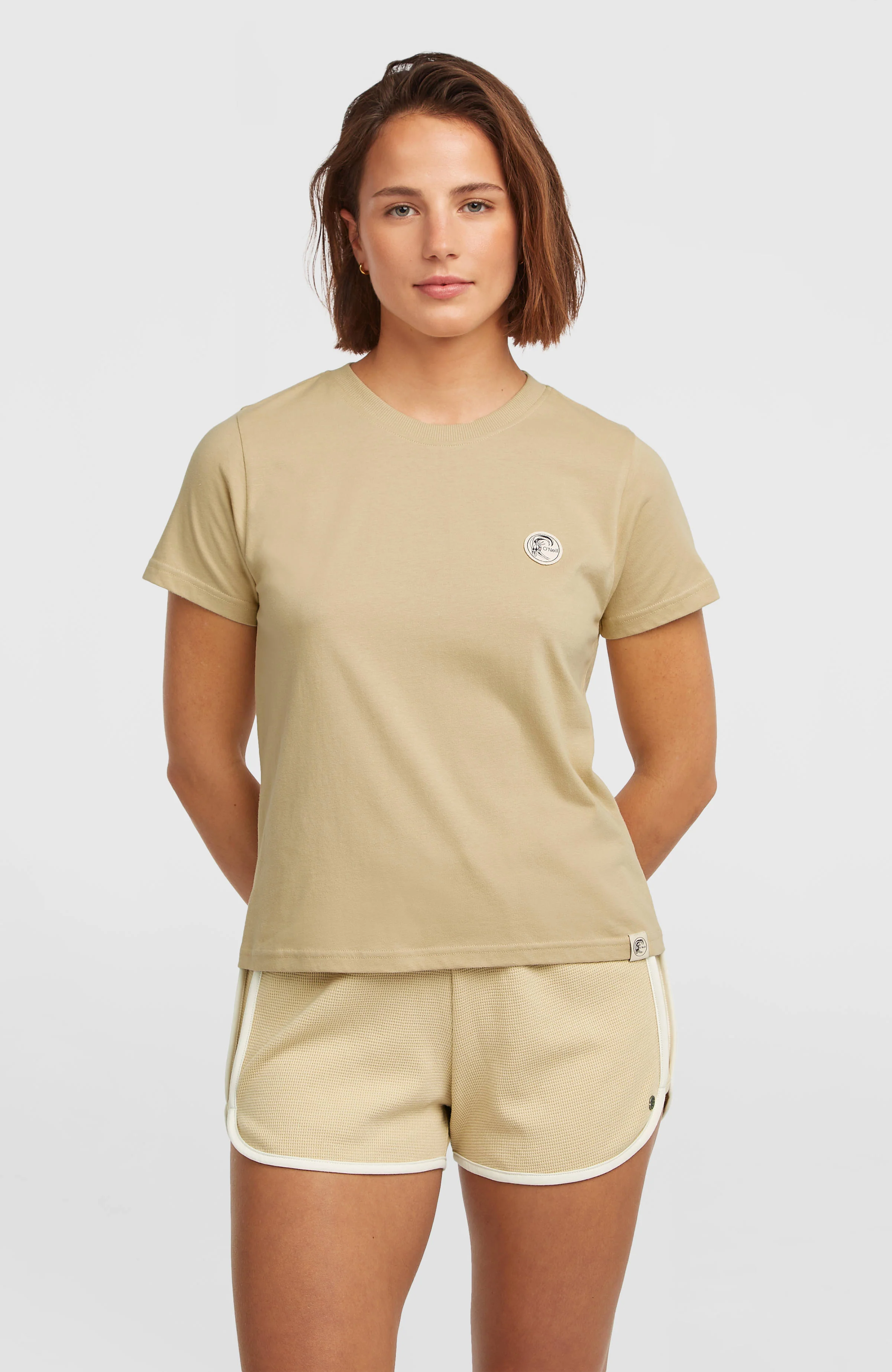 6185-o-riginals-badge-t-shirt-cocoa-sand-1.webp O'Riginals Badge T-Shirt | Cocoa Sand