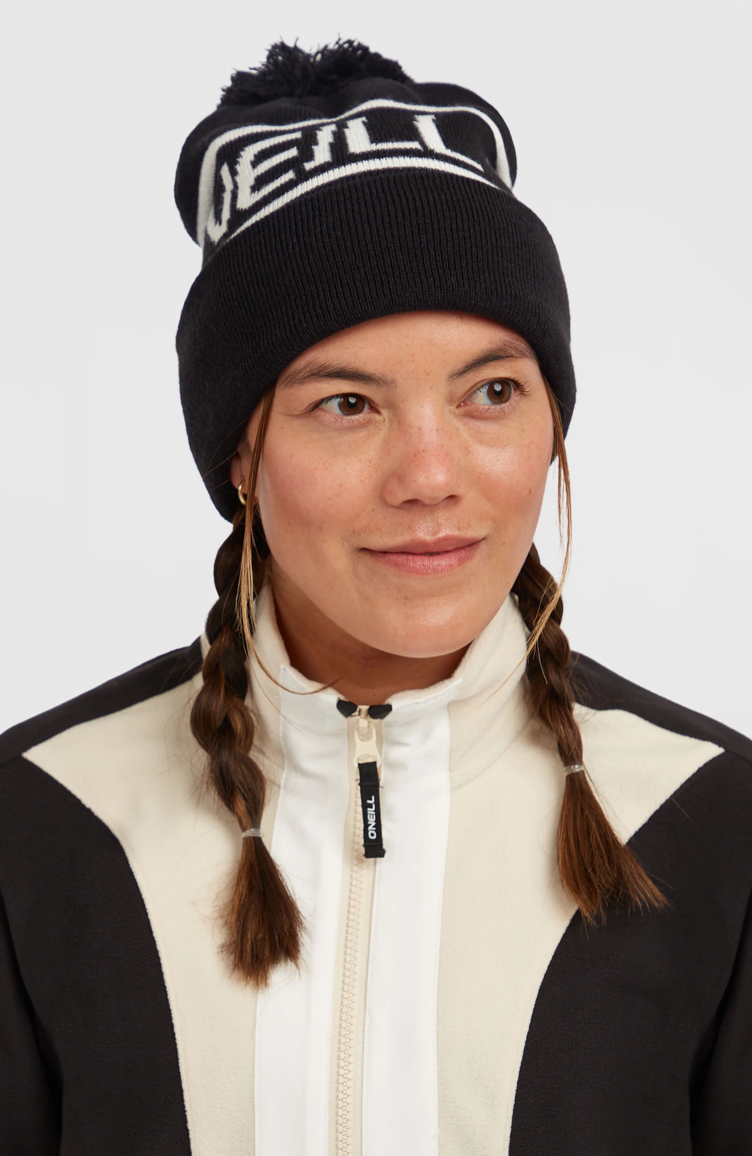 Powder Beanie | Black Out Colour Block