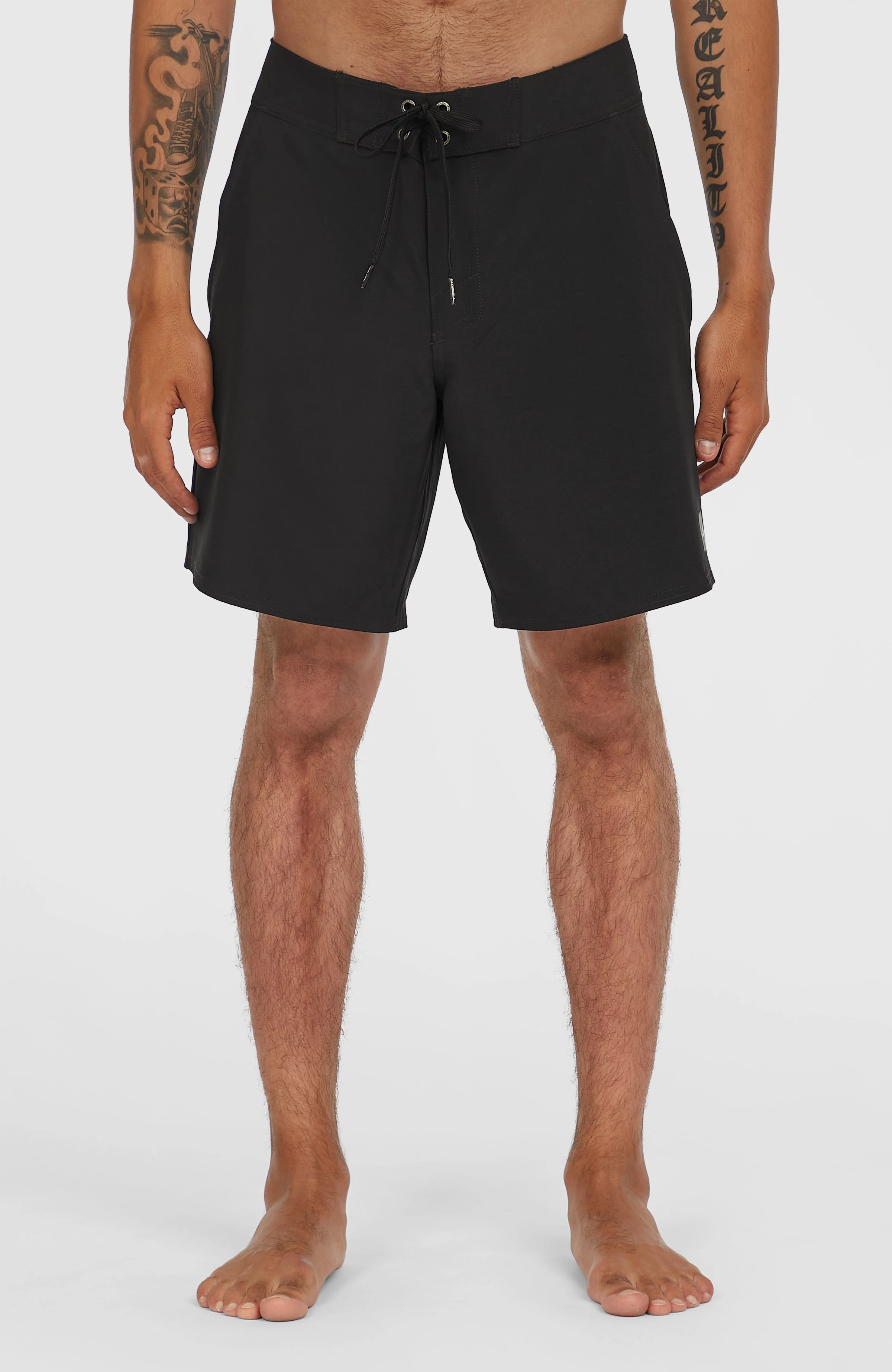 7745-solid-17-boardshorts-black-out-1.webp Solid 17'' Boardshorts | Black Out
