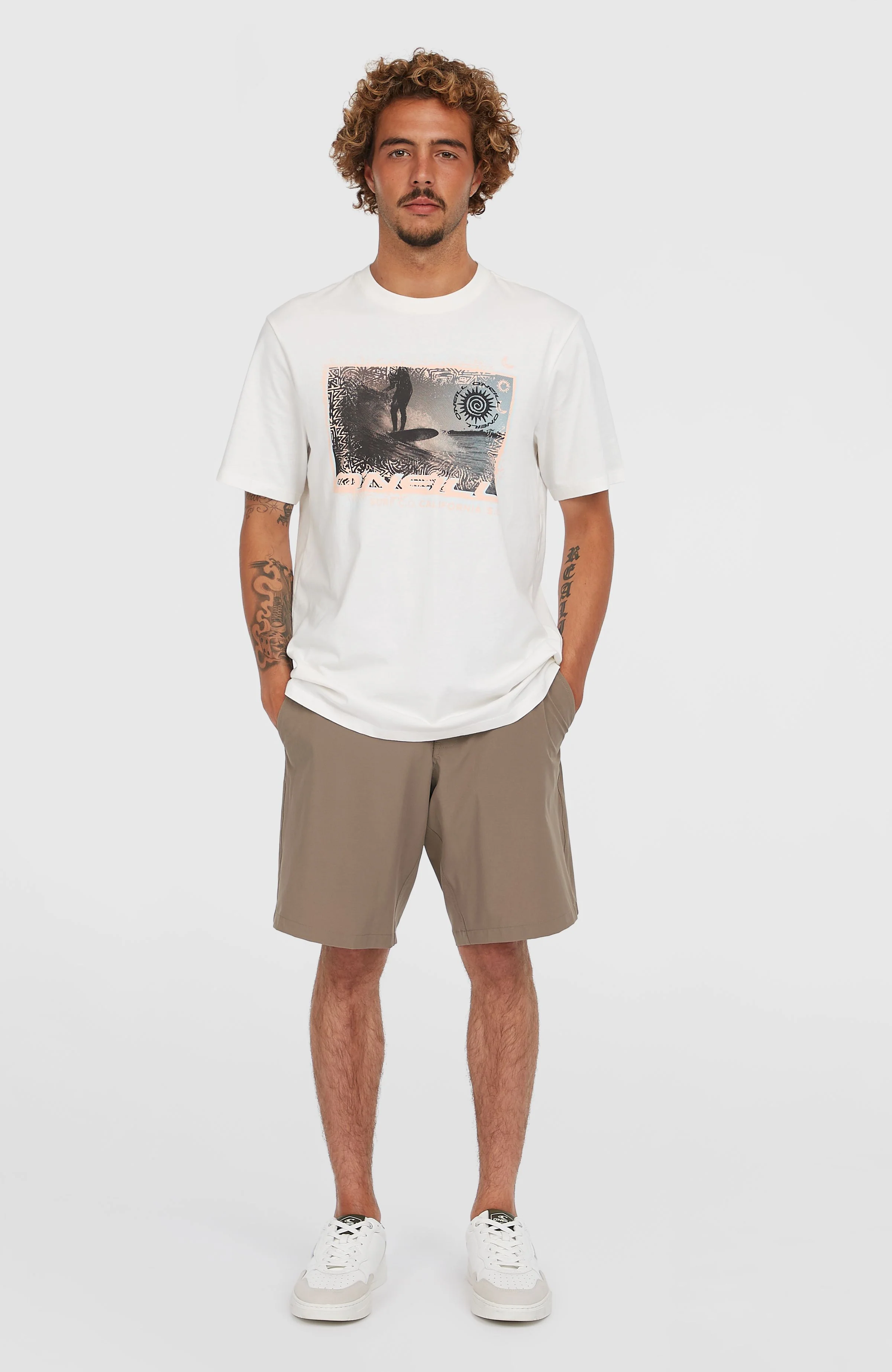 9704-hybrid-chino-19-shorts-pure-cashmere-1.webp Hybrid Chino 19" Shorts | Pure Cashmere